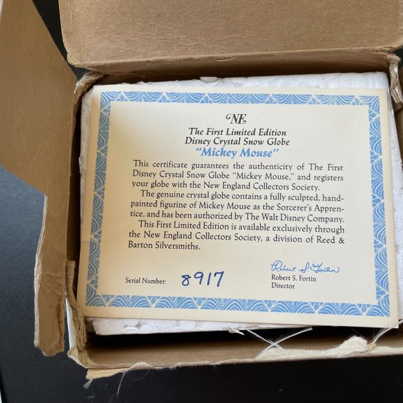 Vintage 1989 Mickey Mouse from Fantasia, Disney Crystal Snow Globe - Picture 5 of 10